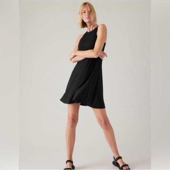 NWT Athleta Santorini Thera Dress in Black Size L - Picture 2 of 6
